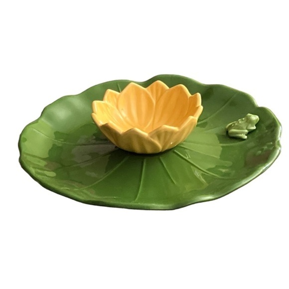 Vintage MCM Rare Portuguese Majolica Frog Platter and Lotus Flower Ceramic Bowl - Picture 7 of 16